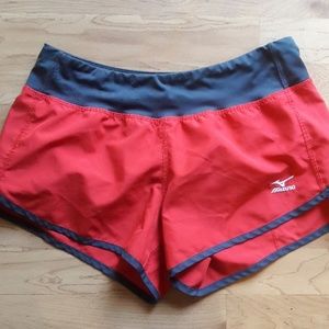 MIZUNO womans volleyball shorts